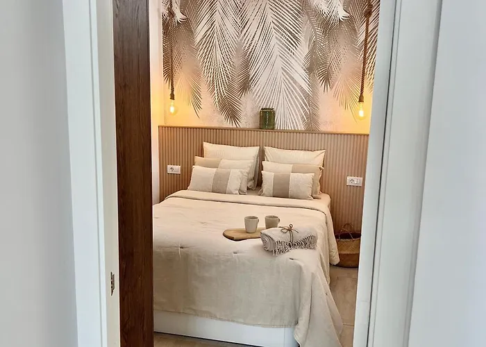 Happy Island Apartment *