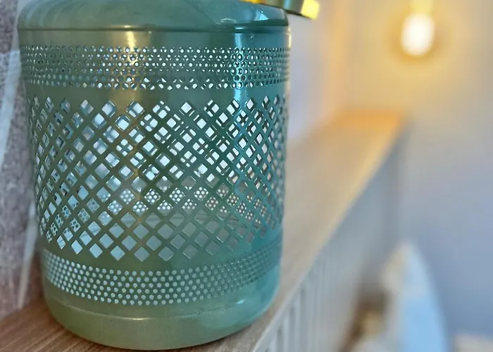 Апартаменти Happy Island Адехе